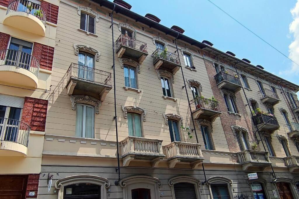 Casa Relax - 500 Mt. Dal Centro Lägenhet Turin Exteriör bild